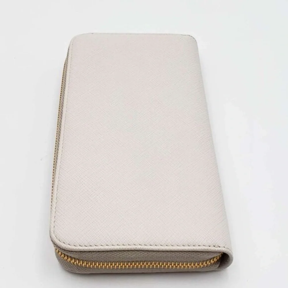 100% Authentic PRADA Saffiano Ribbon Leather Zippy Wallet